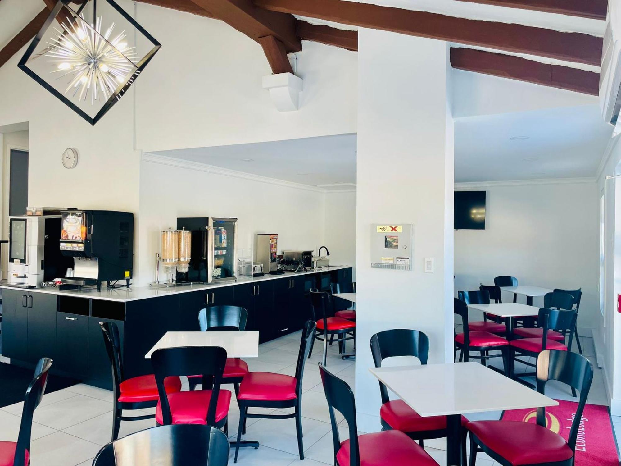 Econo Lodge Brossard Exterior foto